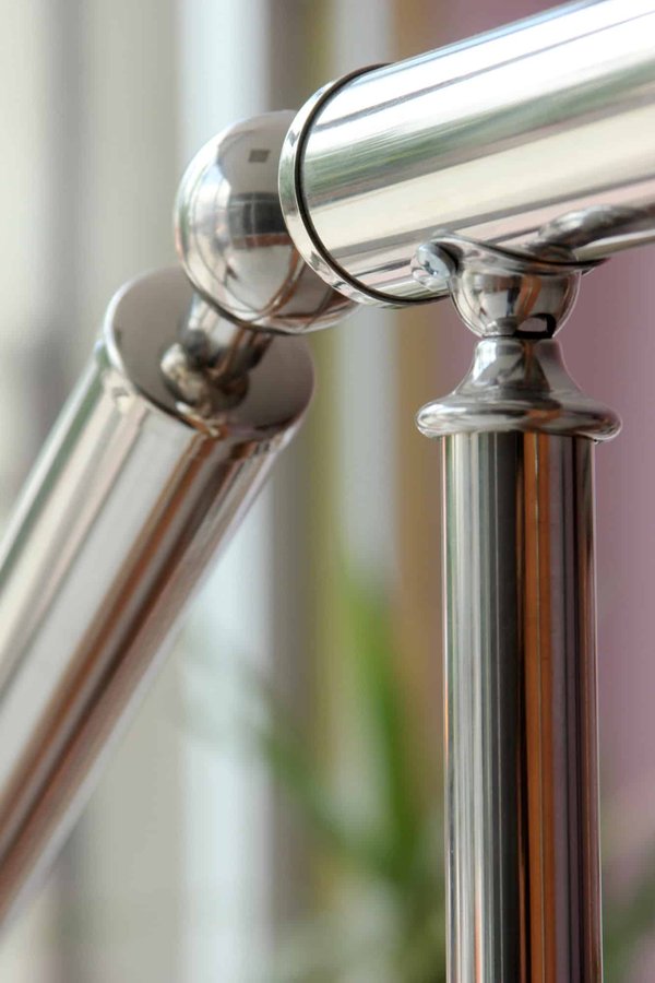 Comment agir en cas de garde-corps instable ?